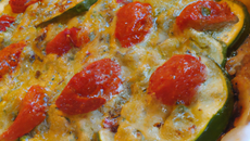 Courgettes et tomates en gratin