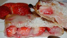 Bricks aux fraises et à la noix de coco