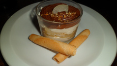 Verrine poire chantilly et crème pralinoise