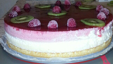 Bavarois mousseux au chocolat blanc framboises