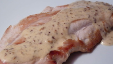 Escalope à la crème pain d'épices et moutarde à l'ancienne