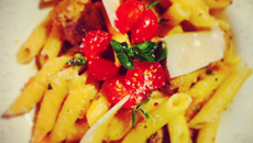 Penne all'arrabiata gialli