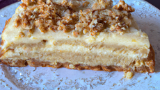 Gâteau aux noix vanillé à la cassonade