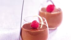 Mousse au chocolat noir et framboise