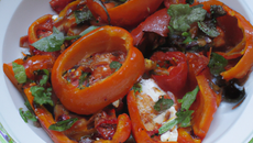 Salade de poivrons grillés à la tomate façon Chachouka