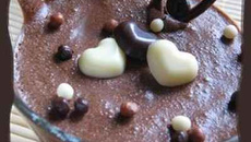 Mousse au chocolat sans sucre et goût caféiné