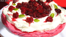 Pavlova très girly aux cerises
