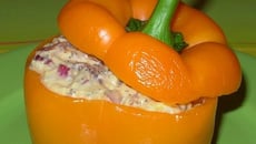 Poivrons et fromages frais aux herbes