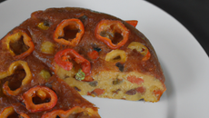 Cake au chorizo, poivrons et oignons