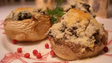 Champignons de Paris farcis aux légumes