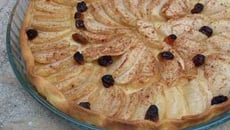 Tarte aux pommes avec gelée et sirop d'érable