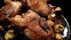 Cailles normandes en cocotte rôties au pommeau