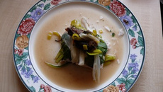 Filets de perche du nil aux pruneaux