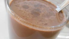 Chocolat chaud onctueux au cacao amer