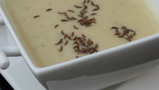 Velouté d'oignons au munster