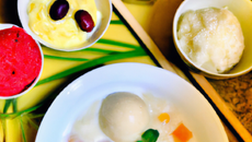 Riz au lait de Madagascar, minestrone de fruits exotiques et sorbet litchis