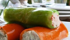 Cannellonis de poivrons à la mousse de thon et saumon