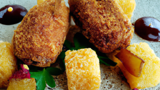 Croquettes de canard et foie gras condiment pomme mostarda