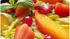 Minestrone aux deux courgettes et fruits de saison