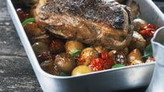 Epaule d'agneau fondante au thym