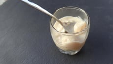 Verrine bretonne de Saint-Jacques au vin blanc