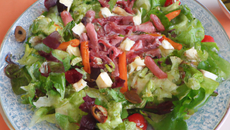 Salade gourmande maison