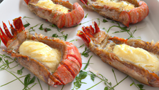 Langoustes en croûte à la vanille
