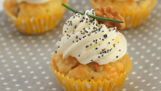 Mini-cupcakes bacon, noix et comté