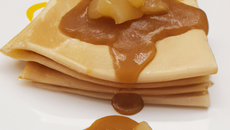 Crèpes aux poires sauce caramel