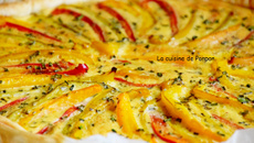 Tarte aux 3 poivrons parfumée au raifort à l'ail des ours