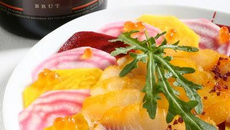 Carpaccio de haddock et betteraves aux œœufs de saumon