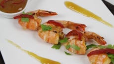 Gambas poêlées piment, ail et sauce gingembre