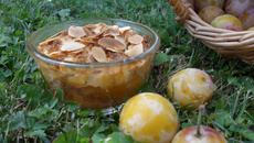 Crumble aux mirabelles maison