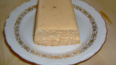 Pain de surimi, sauce rose