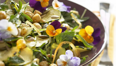 Salade de courgettes et de pois chiches bien pensée