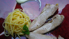 Aiguillettes de canard et la sauce piquante anisée