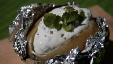 Pommes de terre en papillotes sauce au chèvre frais