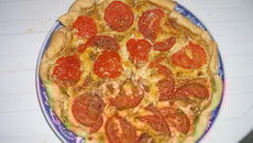 Tarte à la tomate et au cantal