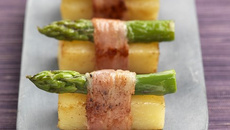 Princesse Amandine en sushi d'asperge au lard