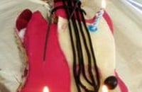 Framboisier en forme de guitare électrique!