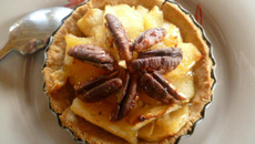Tartelettes à la compotée pommes - coings pâte sucrée à l'amande