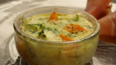 Flan de brocolis et de carottes au chèvre