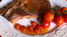Côte de porc à la tomate et au raifort