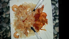 Crevettes chaudes sauce tomate