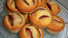 Petites amandines aux prunes