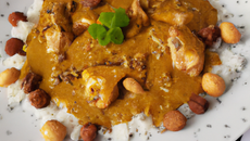 Poulet au curry et noix de cajou