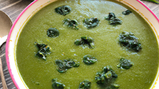 Velouté de pois cassés et épinards