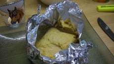 Papillote de saumon en croûte moutarde