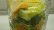 Verrines d'avocat et saumon fumé
