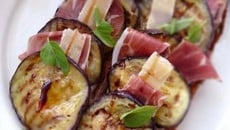 Tartine d'aubergine à l'italienne